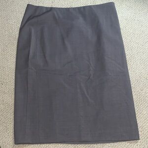 Talbots Elegant Gray Women's Skirt size 6
